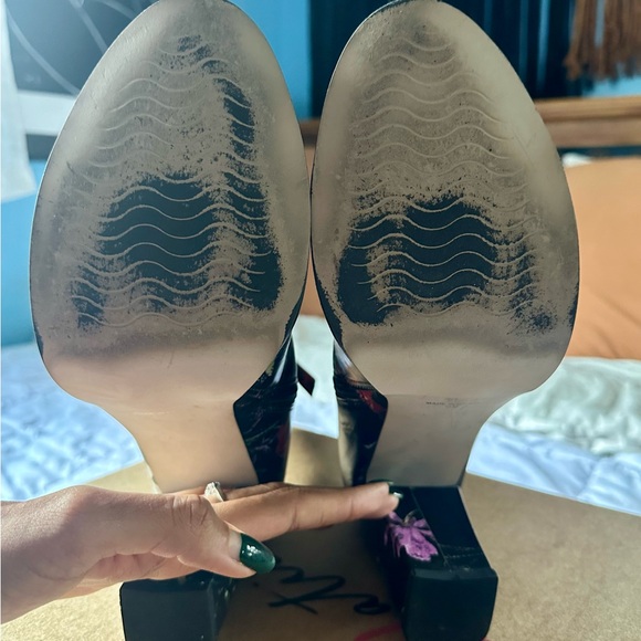 Matisse 'Graffiti' Block Heel Bootie - Picture 10 of 14